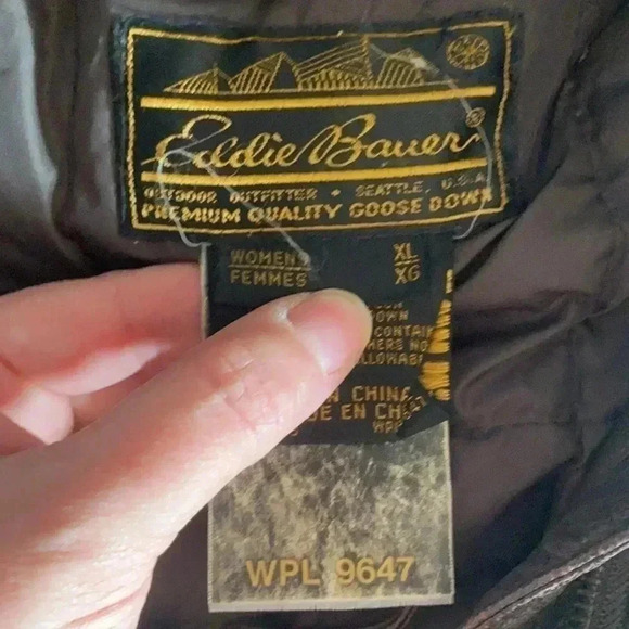 Eddie Bauer  vintage Coyote fur trim leather down coat - Picture 9 of 15